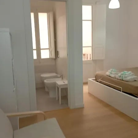 White Moon Via Dettori 5 Centro Κάλιαρι