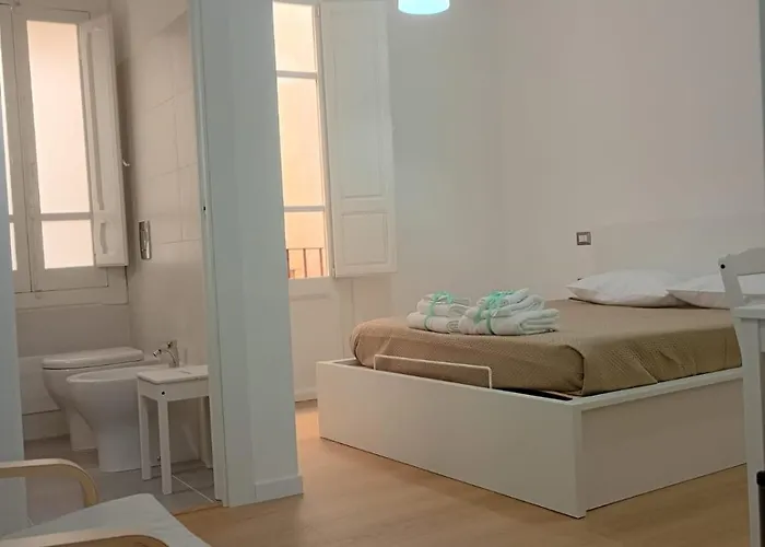 White Moon Via Dettori 5 Centro Apartment Cagliari